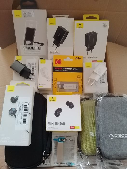 Зарядний блок Baseus 30w(юсб+юсб+тайпс)