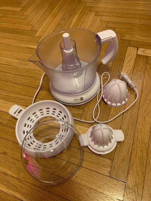 Elektryczna wyciskarka do owoców SwitchON