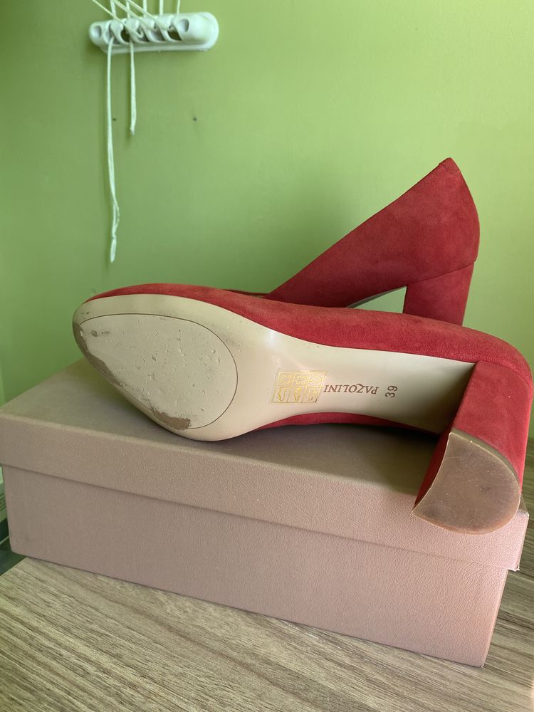 Замшеві Жіночі туфлі Carlo Pazolini, 39 розмір