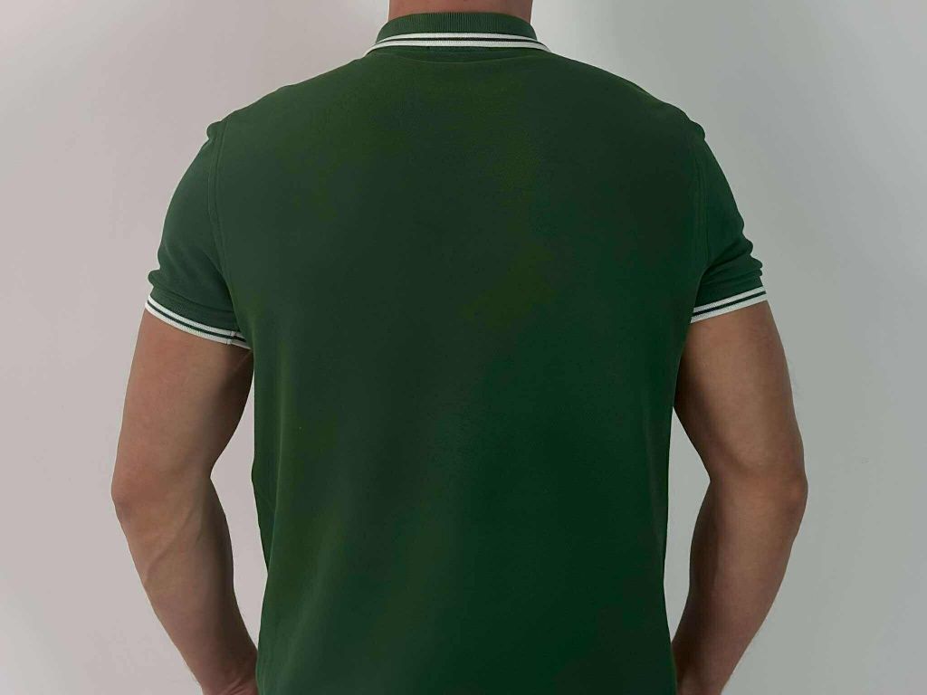 Fred Perry polówka męska M
Rozmiar M
Kolor:ciemna zieleń 
Stan:bardzo