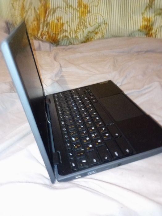Продам Ноутбук Б/у

Lenovo 100e chromebook 2nd Gen 

Lenovo 100e chrom
