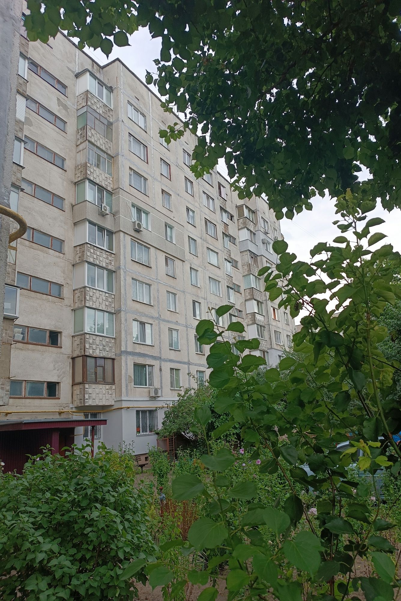 Продаж 3х кім. квартири по вул Героїв Майдану
