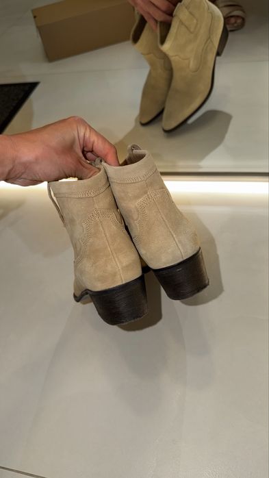 Козаки zara 38 розмір