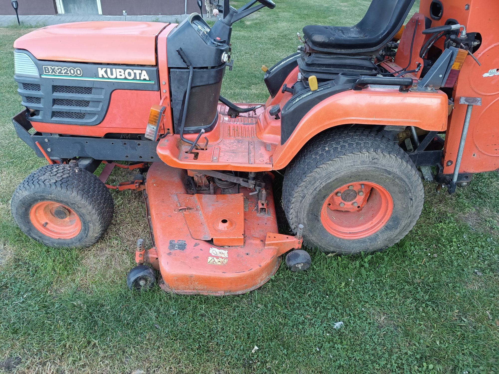 Traktorek Kubota BX2200
