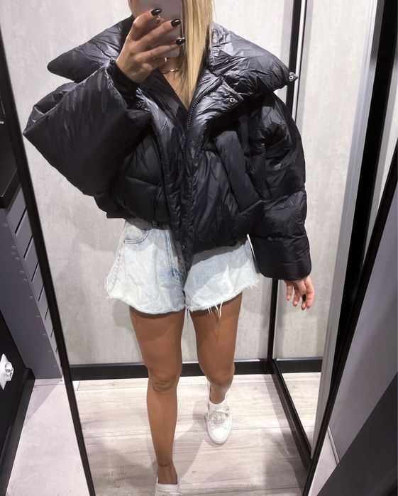 Czarna kurtka oversize