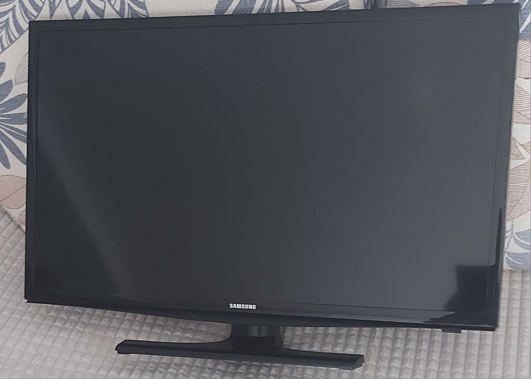 TV Samsung 28" Jak nowy