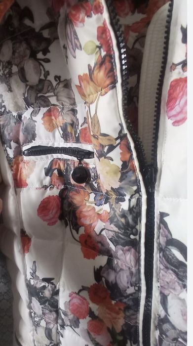 Жіночий зимовий пуховик, пальто