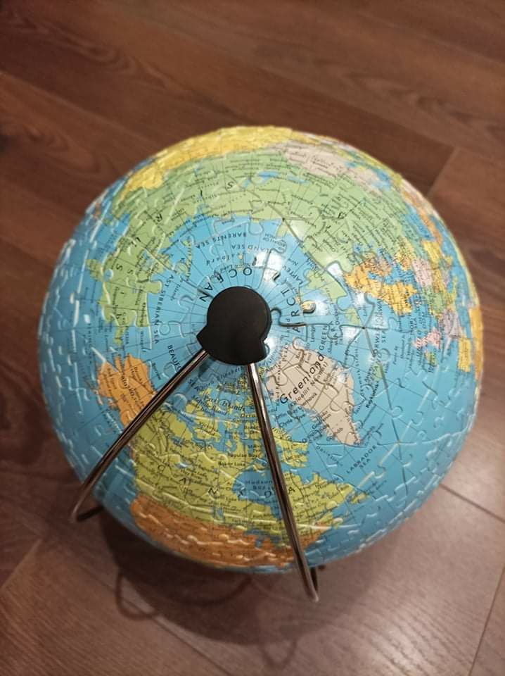 Sprzedam PUZZLEBALL (globus z puzli)