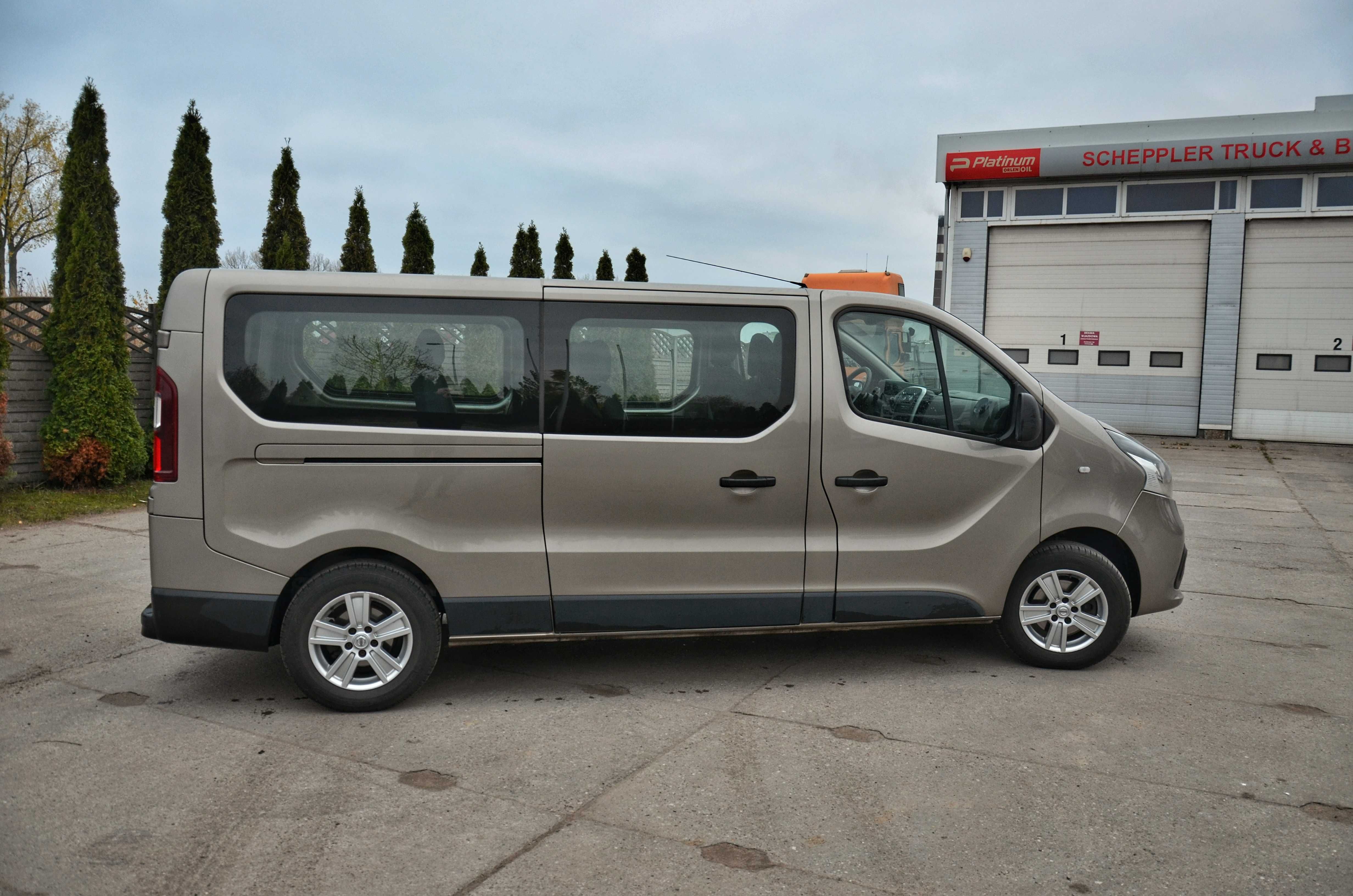Wynajem busa 9-osobowego Trafic Long WOLNE TERMINY