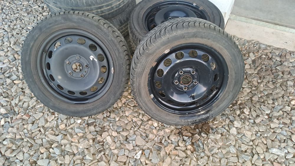 Felgi stalowe 16. 5x112  z oponami 205x55x16 zimowe
