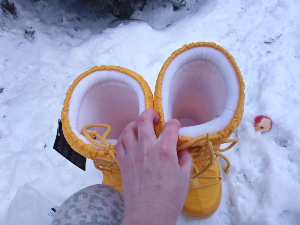 Oryginalne śniegowce Moon Boot buty w góry 39-41