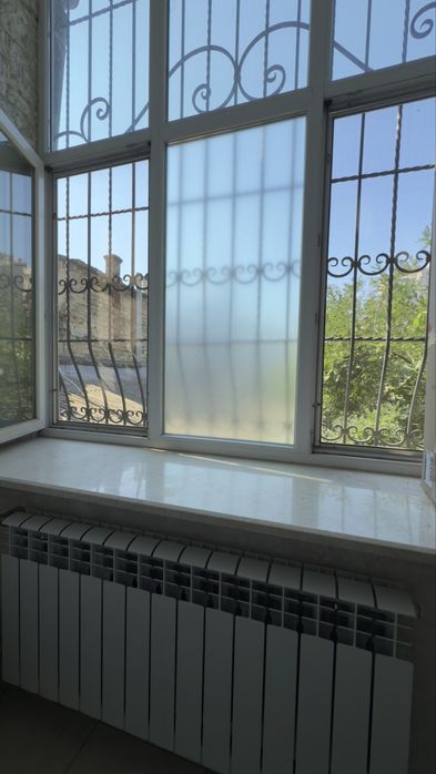 Продам 3 комнатную квартиру с ремонтом центр Старобазарный сквер