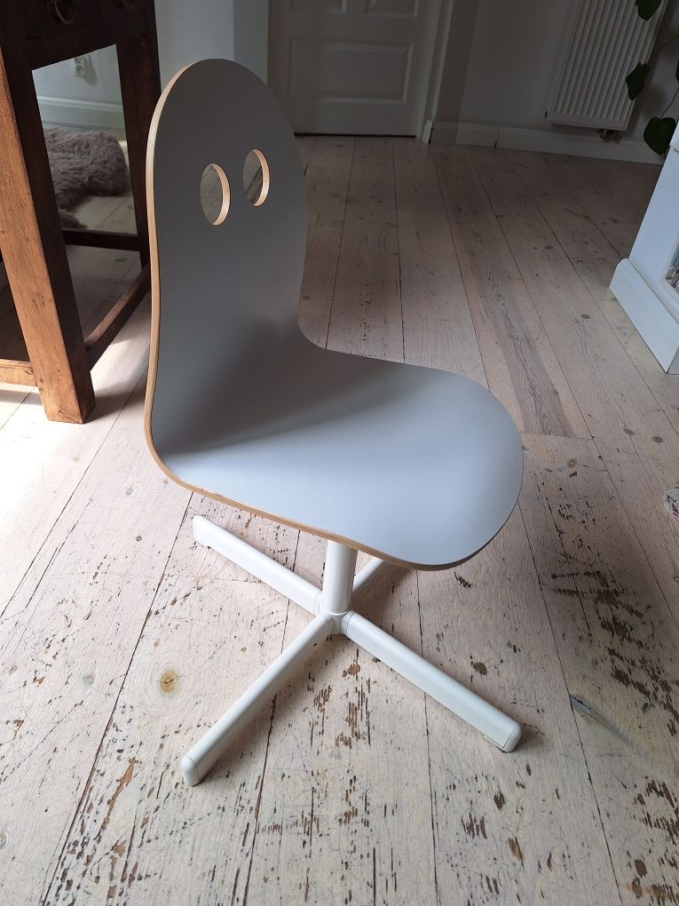 Krzesło do biurka biurowe Ikea dla dzieci Valfred Sibben drewniane