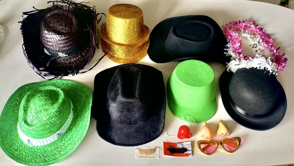 Lote 7 chapéus e acessórios de festa e disfarces