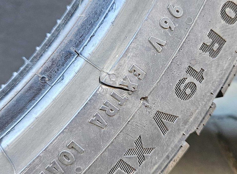 Komplet opon Contintental WinterContact TS 850P 235/40 R19