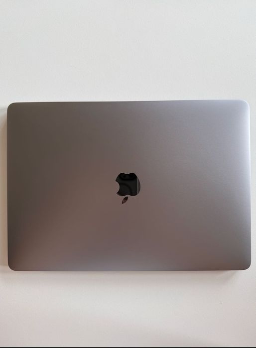 MacBook Pro 13” (2017) – i5 3.1 GHz – 8 GB – 256 GB – Excelente Estado