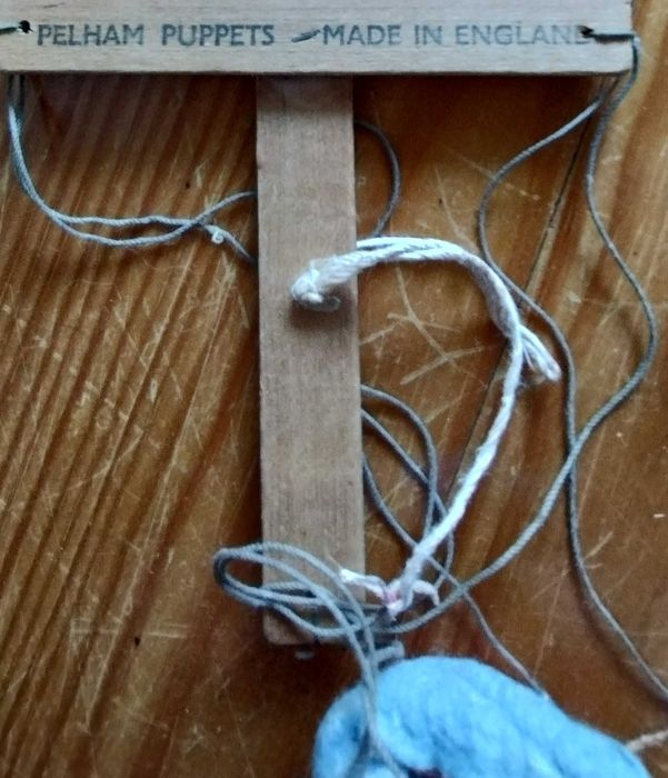 2 Marionetas inglesas muito antigas