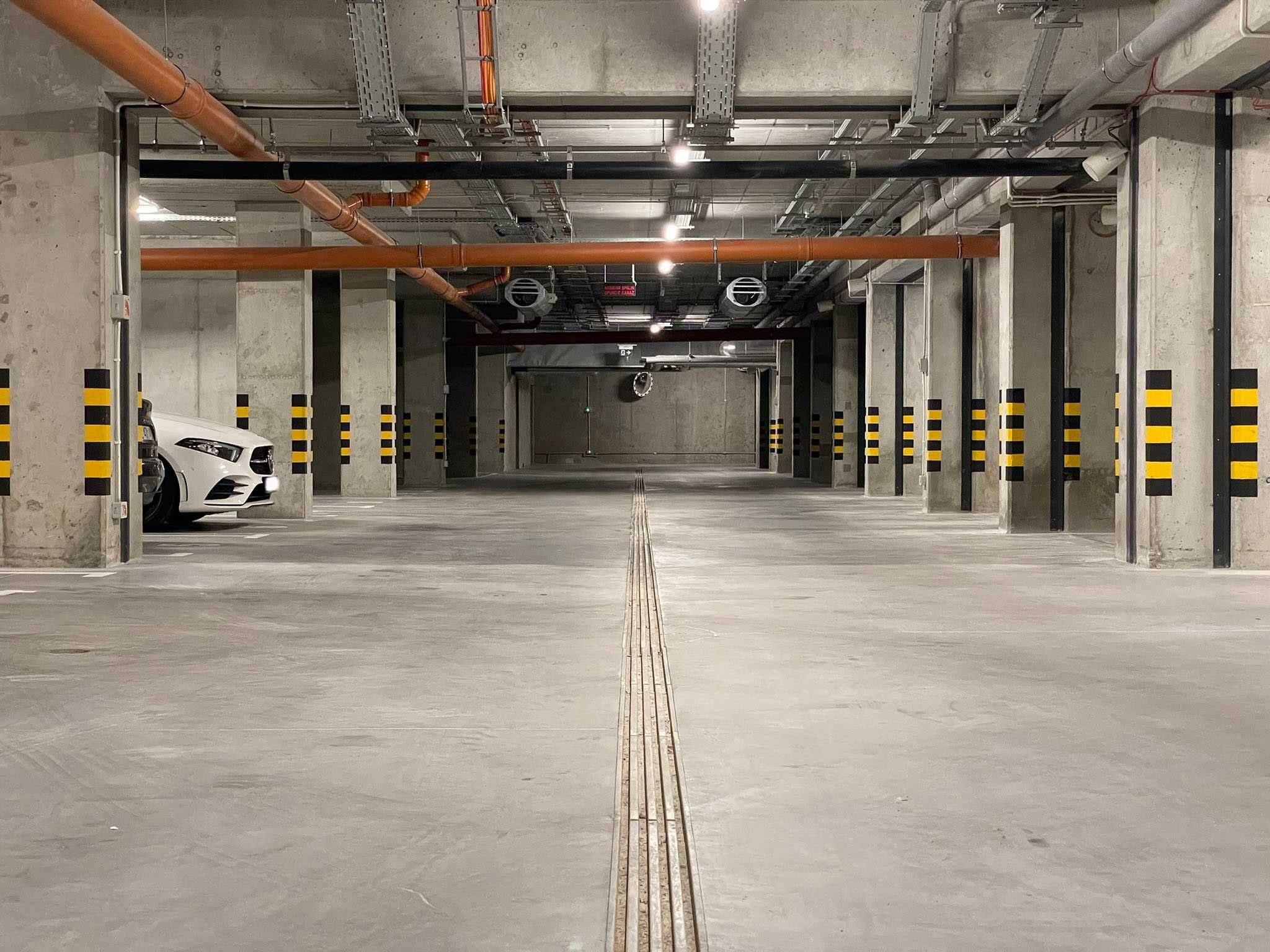 Miejsca parkingowe na wynajem Lublin przy Galerii Olimp