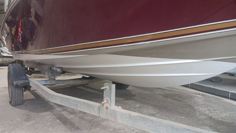 Barco Maxum 19 SCR