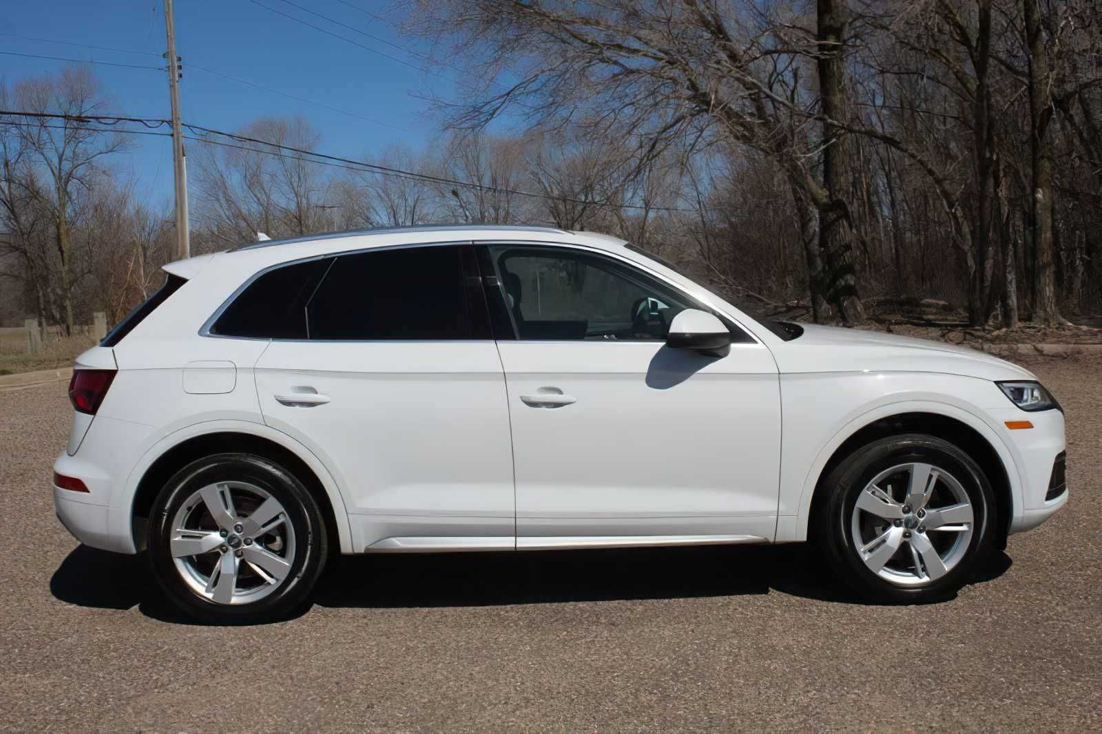 2019 Audi Q5 2.0T quattro Premium Plus