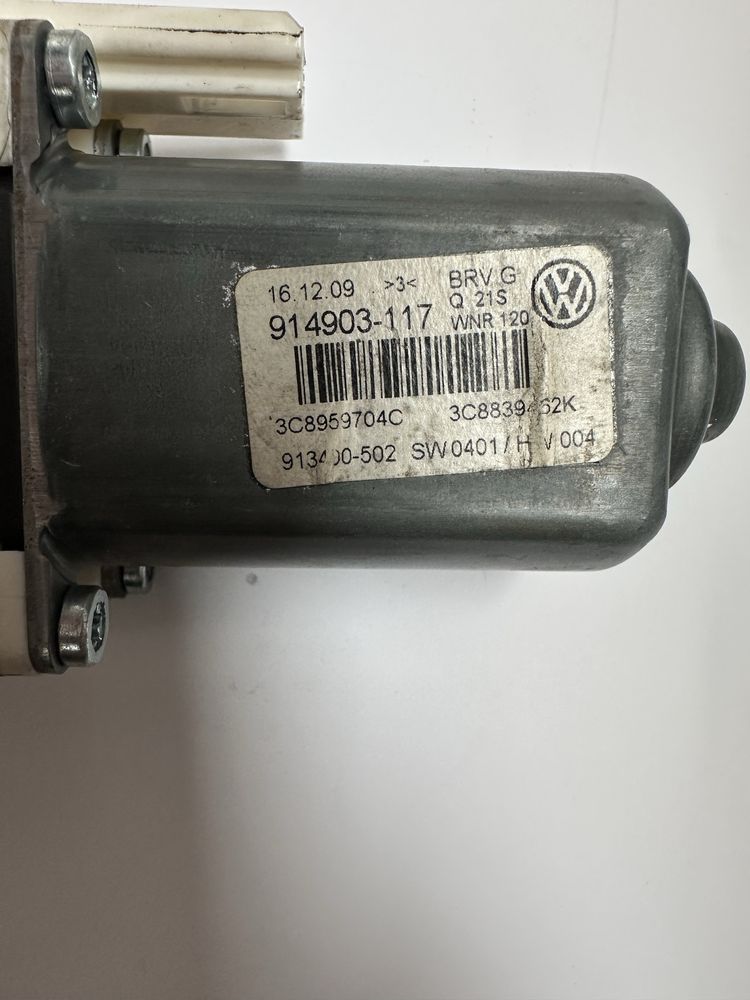 Моторчик склопідйомника VW USA