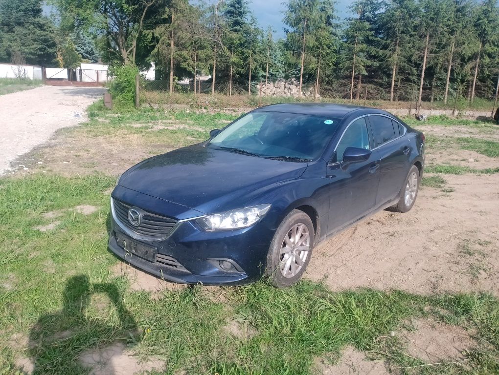 Mazda 6 2.2 anglik v5c mały przebieg