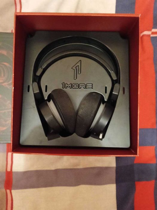 Навушники 1More Spearhead VR Over-Ear Mic Black