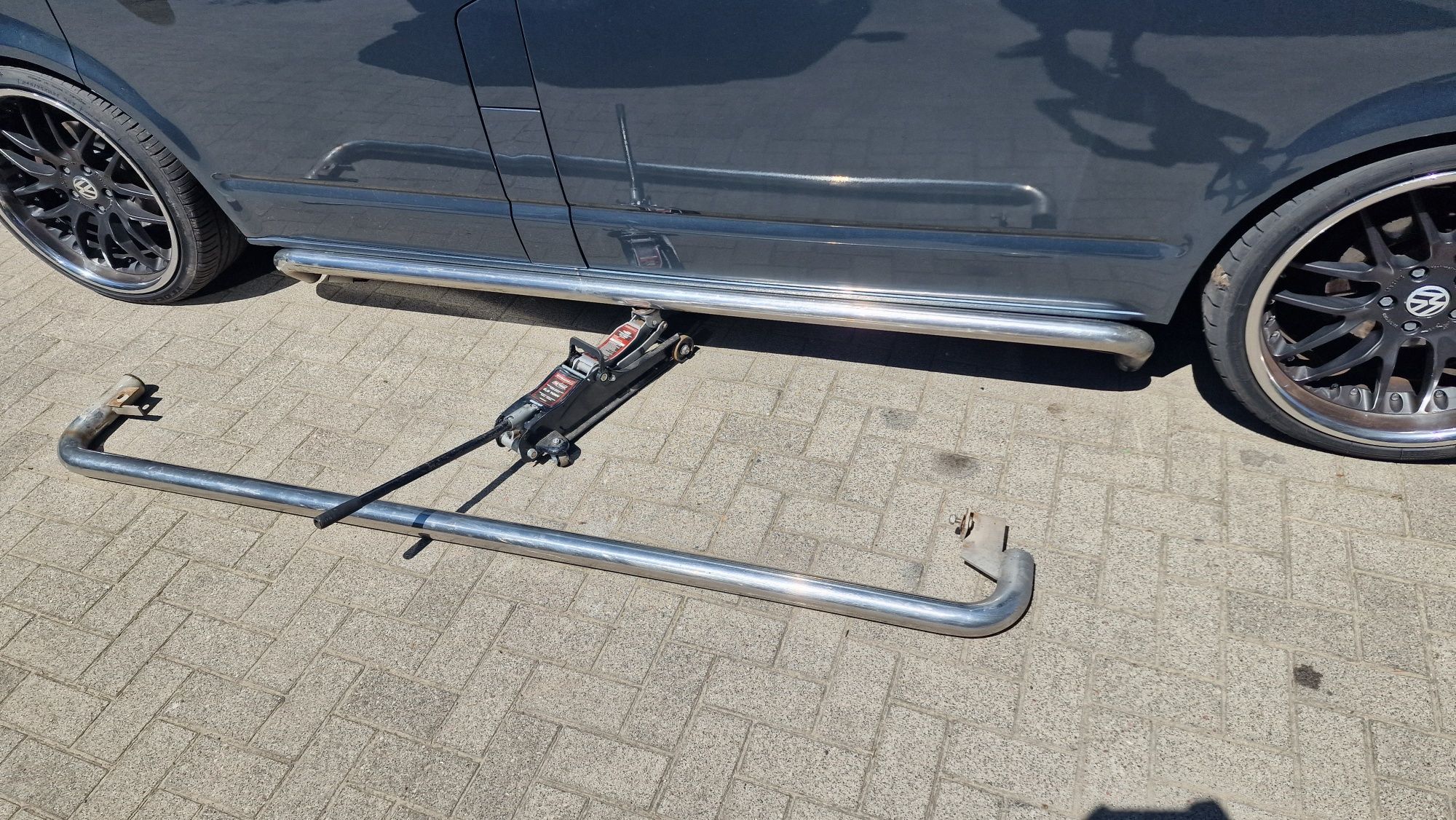 Orurowanie , rury , progi VW t5