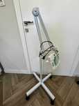 Lampa kosmetyczna stojąca z lupą nr 4