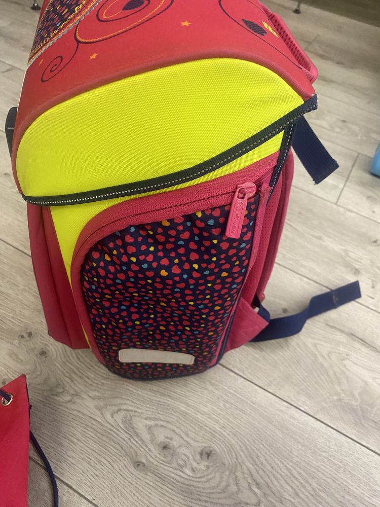 Продам новый школьный рюкзак новый немецкий