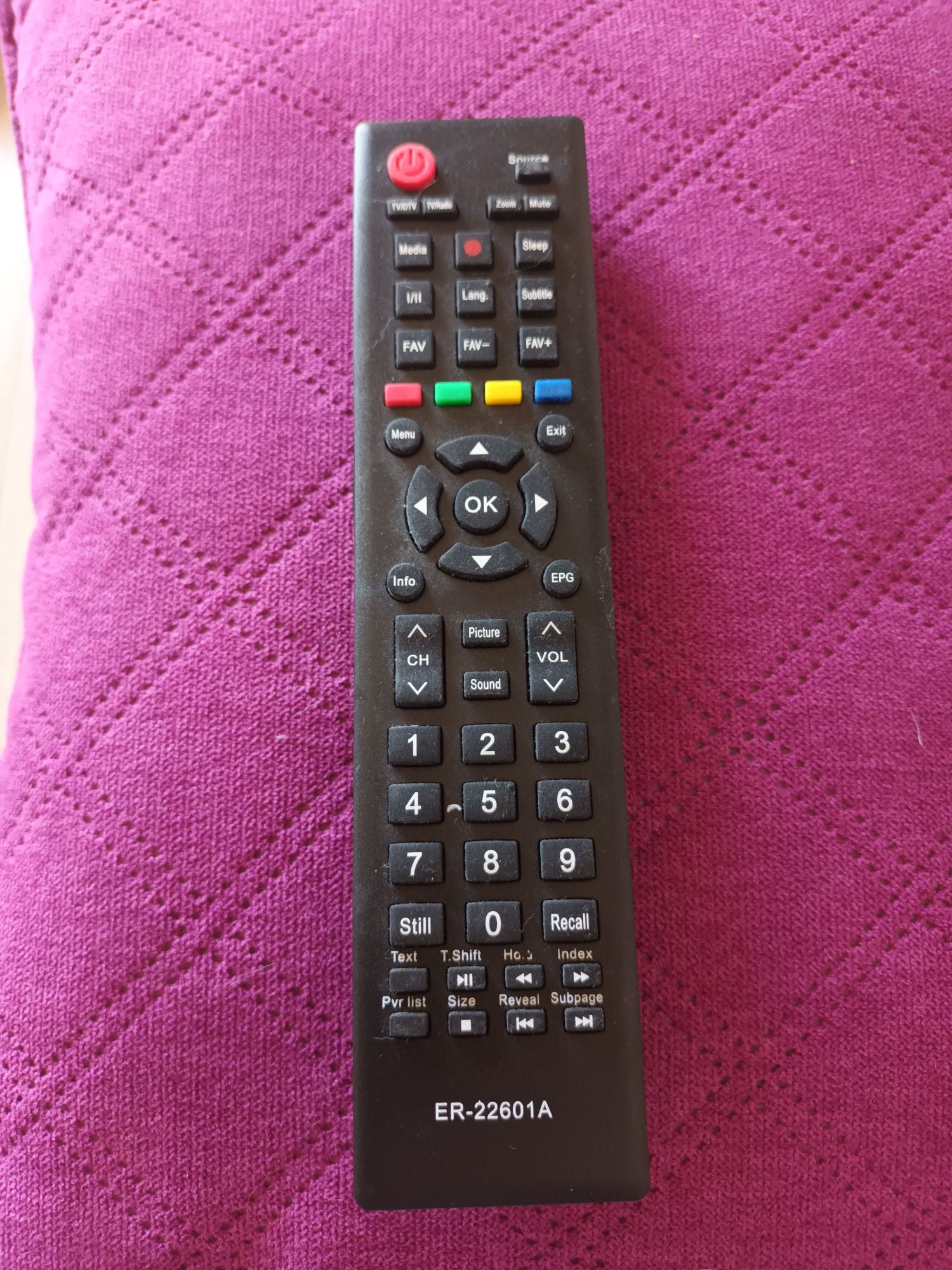 Pilot do tv uniwersalny
