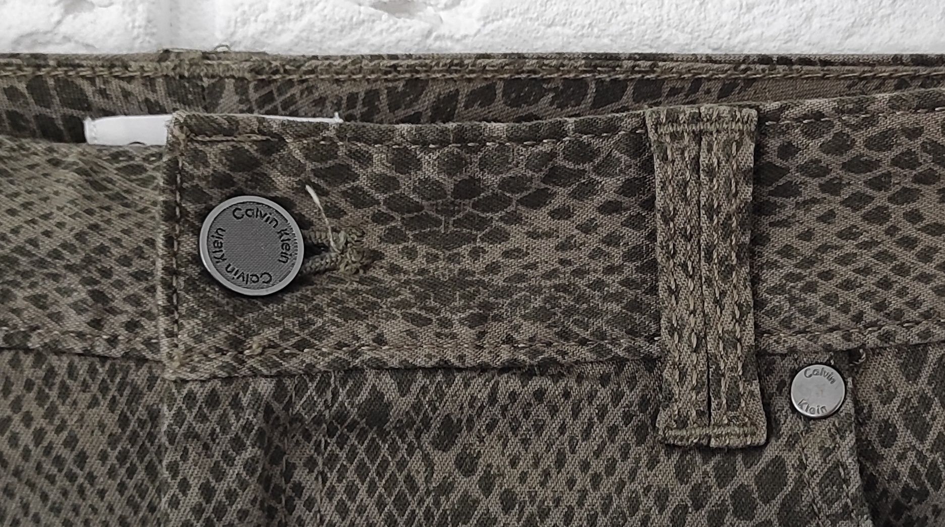 Calvin Klein jeansowe szorty khaki M/L