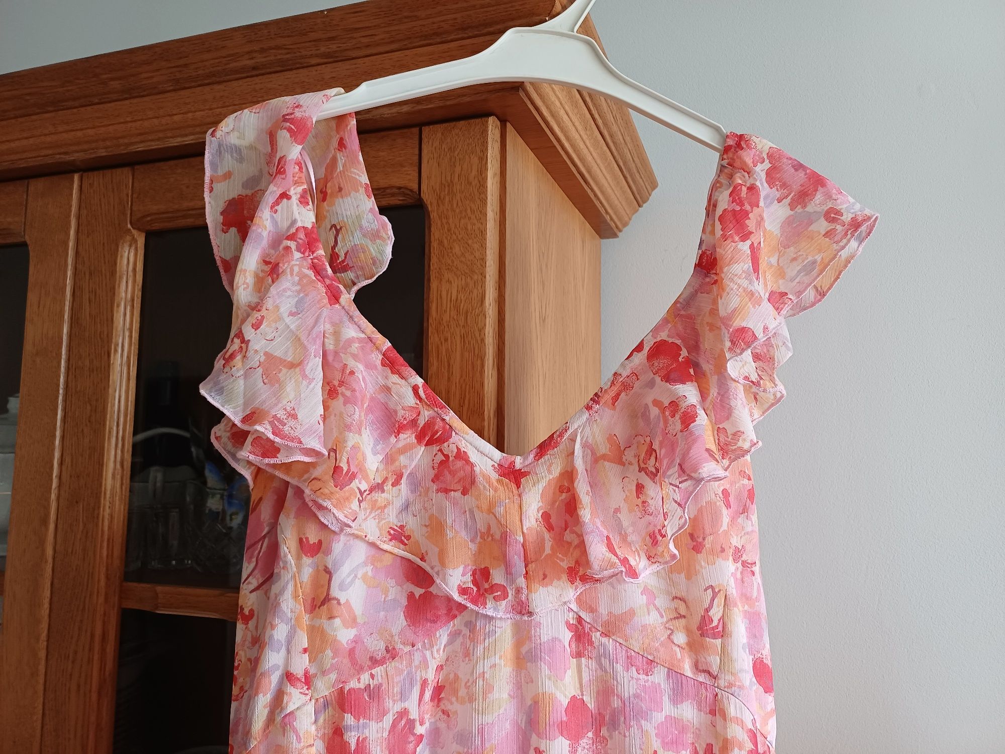 Zwiewna sukienka sinsay r. XL