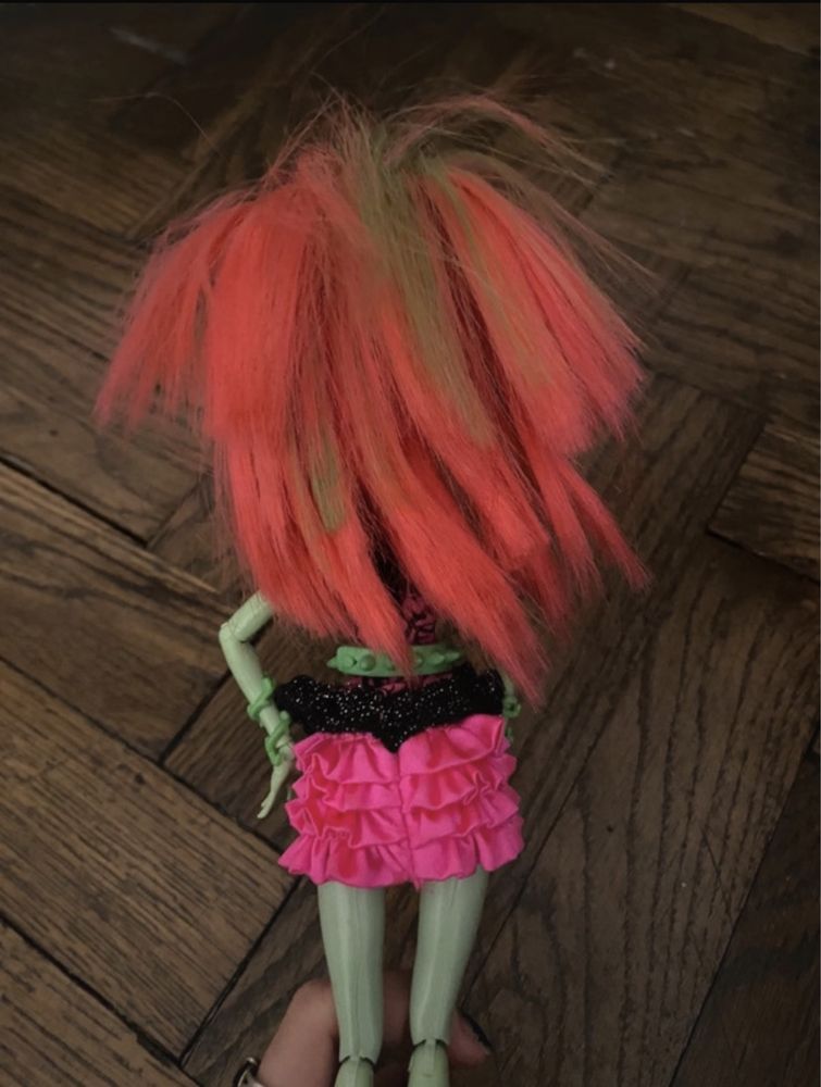 lalka monster high venus