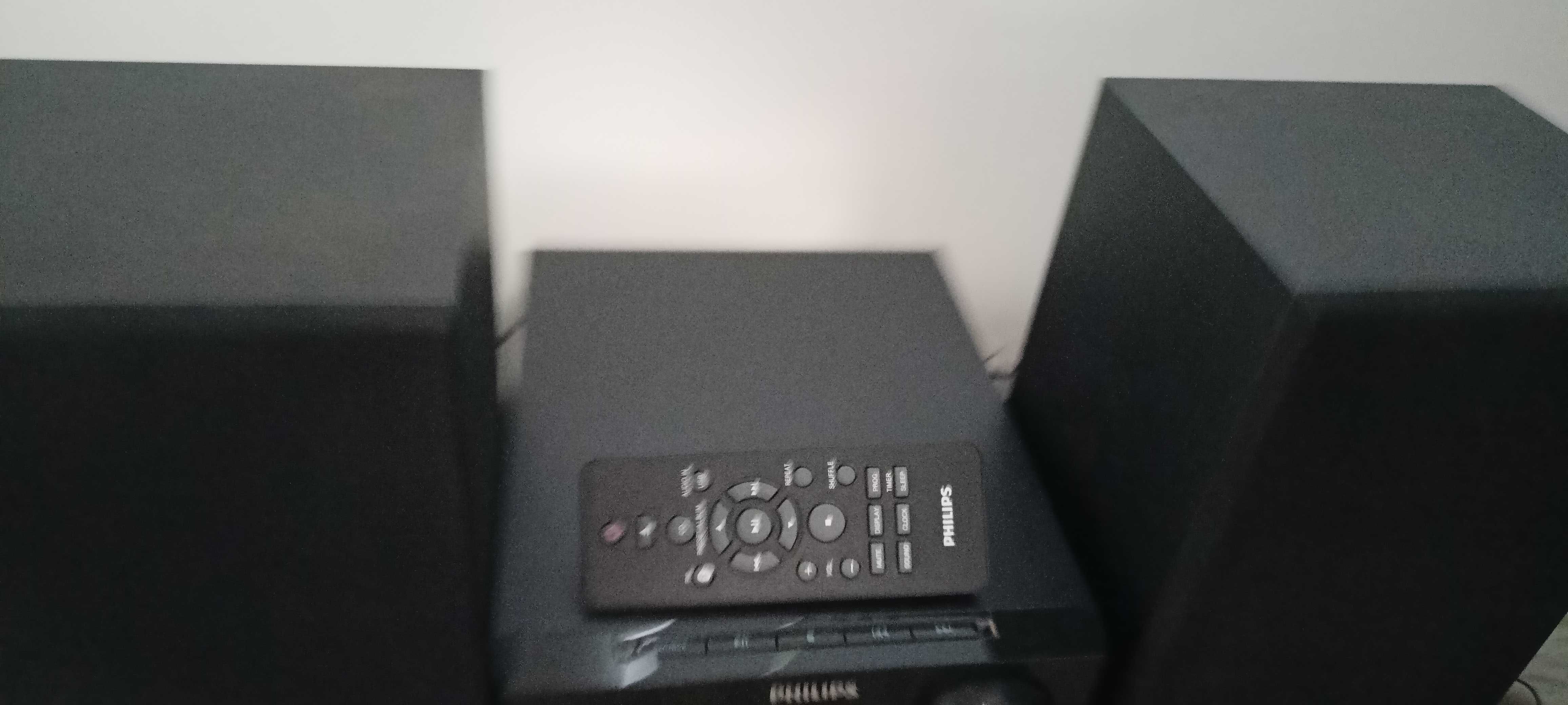 Mini wieża Philips BTM 2310 Bluetooth,USB,CD,tuner,AUX pilot