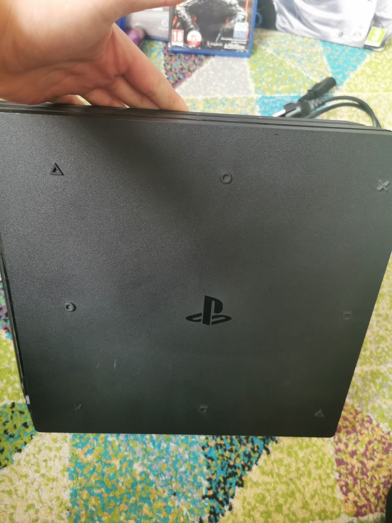 Ps 4 pro 1 Tb +3 pady