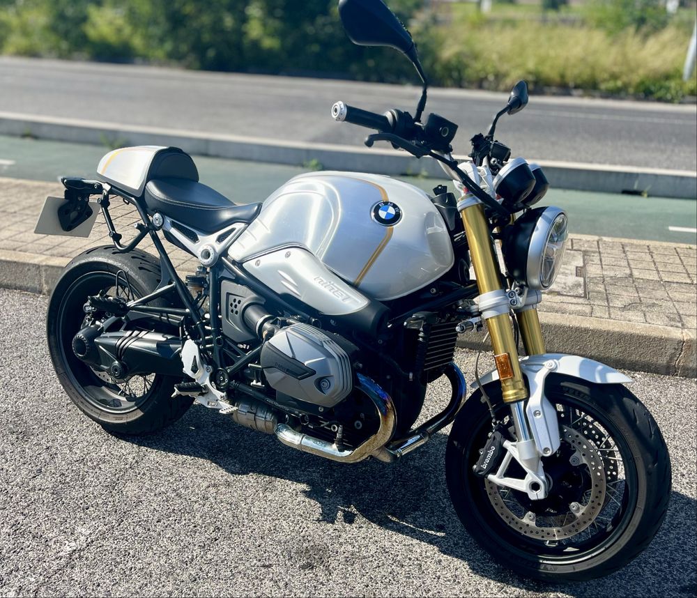 BMW R nineT - Option 719 Mineral White metallic