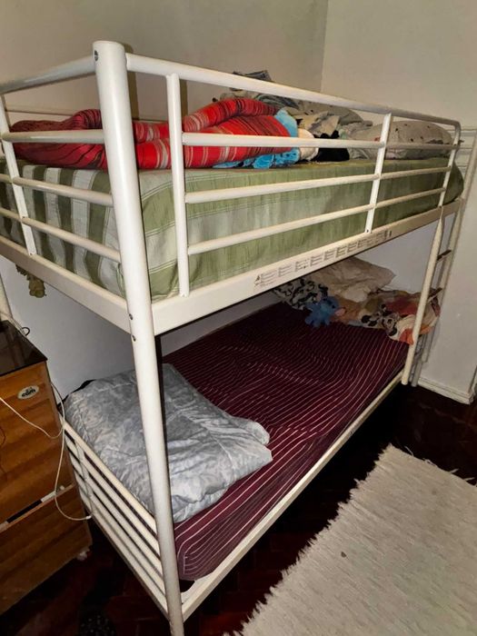 Beliche de 2 camas, com ou sem os colchões