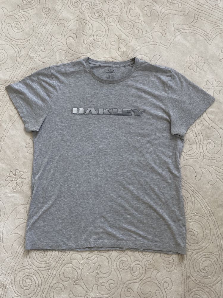 Футболка oakley