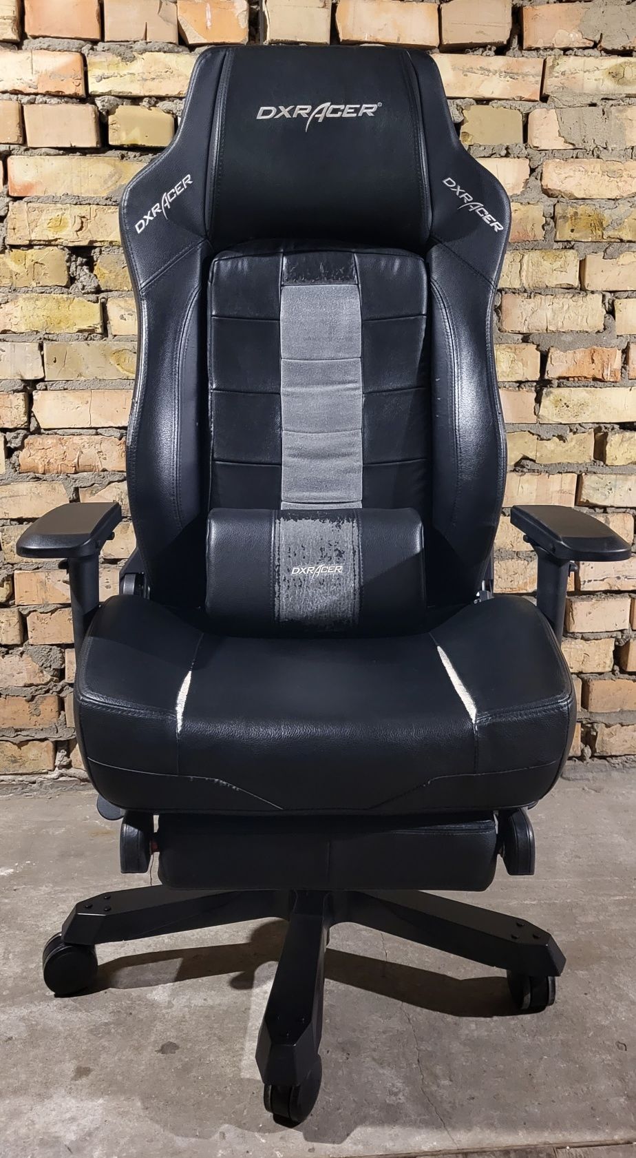 Игровое кресло DxRacer Classic