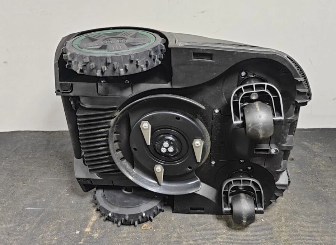 Robot koszacy kosiarka automatyczna Bosch Indego  500 do 1200m2