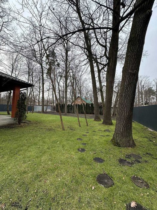 Будинок в лісовій Бучі з наповненням, поруч Бучанский міський парк