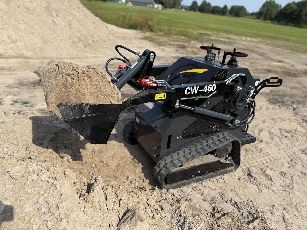 Miniładowarka do brukarstwa idealna do innych prac Avant Jcb Bobcat