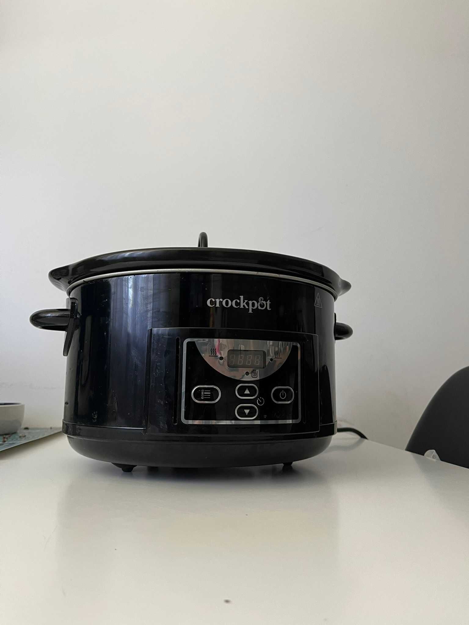 Wolnowar Crockpot 4,7l czarny SCCPRC507B-050