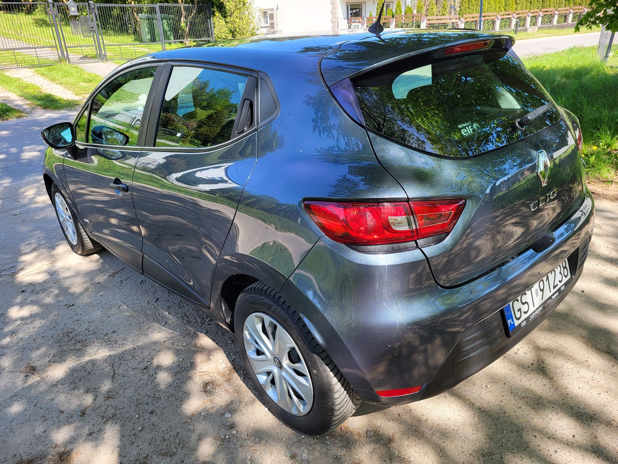 Renault Clio 4 benzyna  navi  ledy