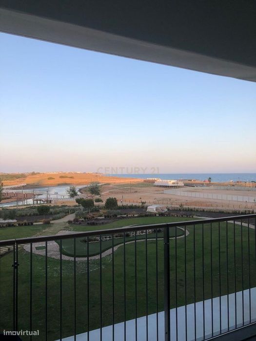 Apartamento T2 Exclusivo com Vista Mar – Totalmente Mobilado e Equipad