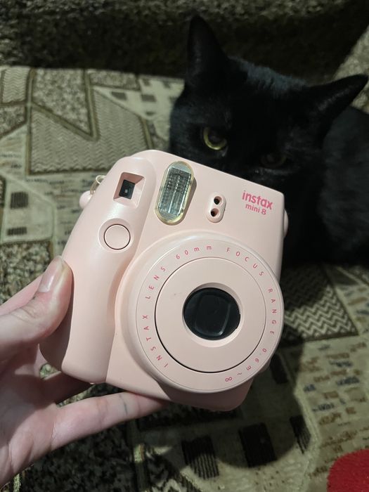 Камера миттєвого друку fujifilm instax mini 8 полароід