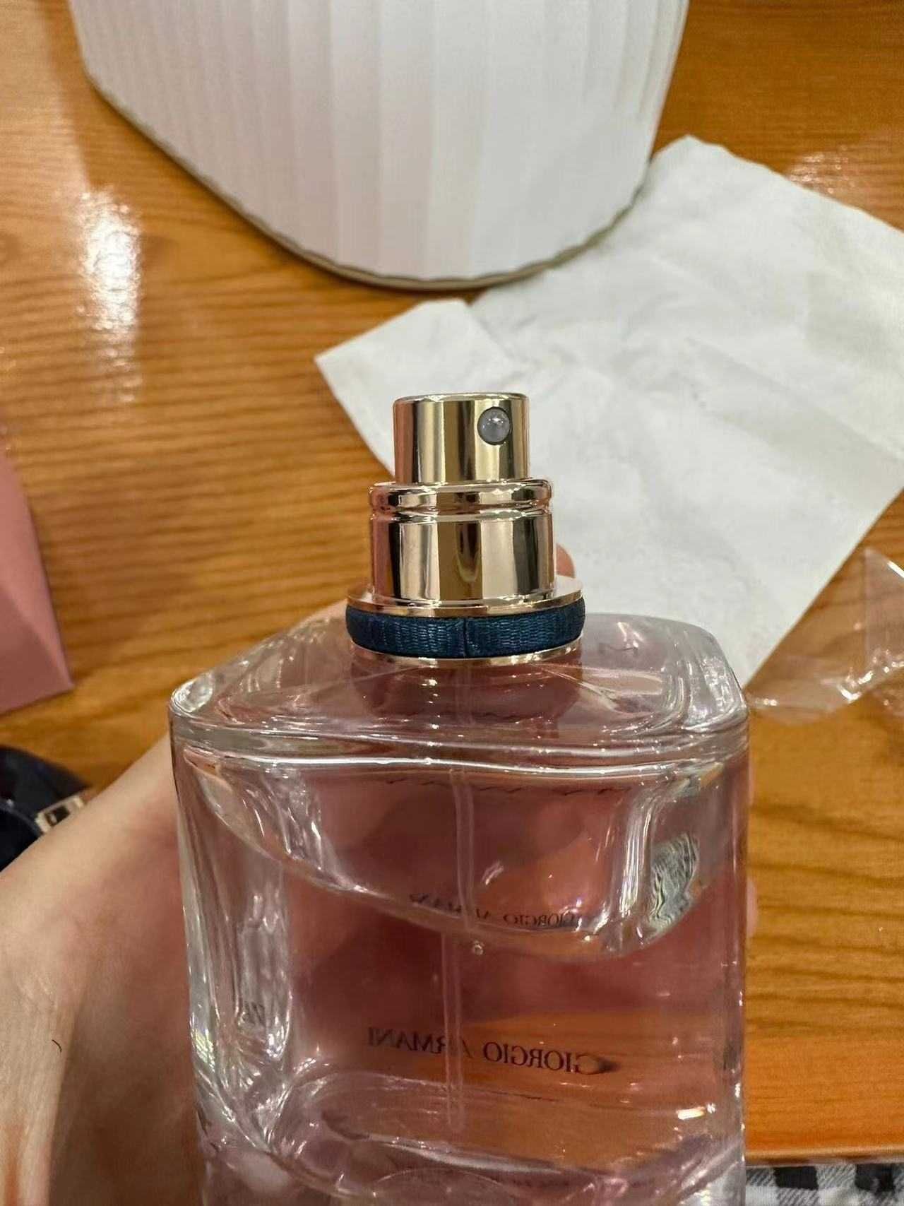 Perfumy damskie Armani myway 50ml są nowe i autentyczne
