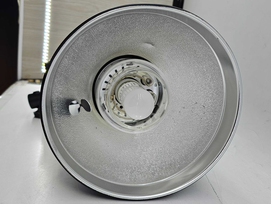 Lampa błyskowa Quadralite Move X 400