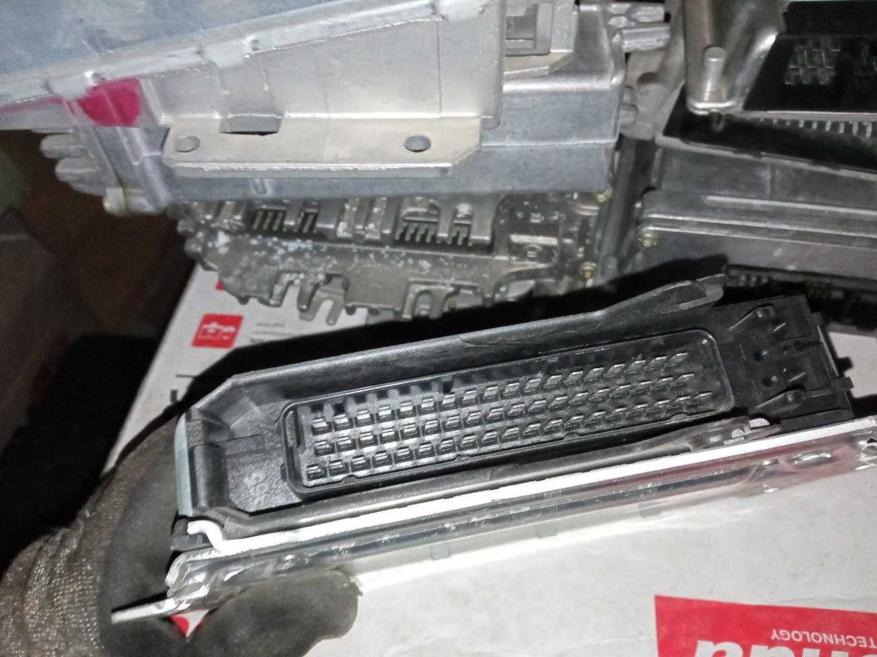 Блок управління керування АКПП Audi 100 C4 A6 C4 0260002246 4A0927156E